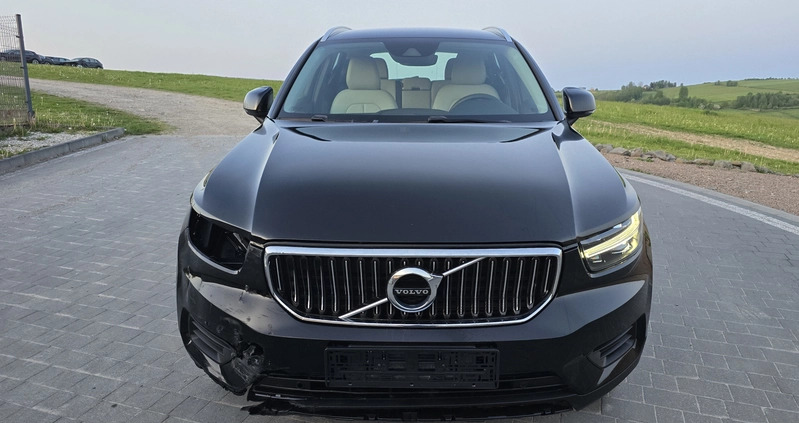 Volvo XC 40 cena 108700 przebieg: 62000, rok produkcji 2021 z Jordanów małe 562